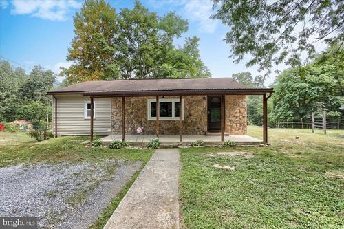 38 Pipeline Rd, NEWVILLE, PA, 17241-9759 | Card Image