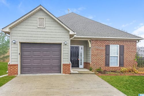 2048 Fairbank Cir, CHELSEA, AL, 35043-7235 | Card Image