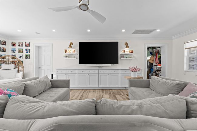 912 Roberts Rd, House other with 3 bedrooms, 3 bathrooms and null parking in Delray Beach FL | Image 5