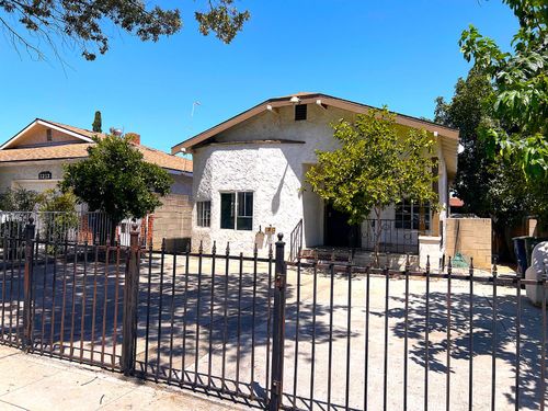 3223 E Madison Ave, Fresno, CA, 93702-1922 | Card Image