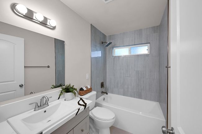 6608 Heatherwood Way, House other with 3 bedrooms, 2 bathrooms and null parking in Sacramento CA | Image 23
