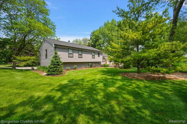 20-1987 Fox River Dr Exterior-20.jpg | Image 7
