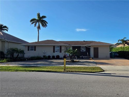1207 Martinique Ct, MARCO ISLAND, FL, 34145-2321 | Card Image