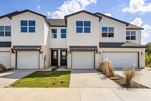 581 Galt Dr, Stephenville, TX, 76401-2669 | Card Image