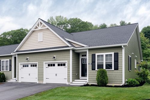 10-10 Soucy Dr, Rutland, MA, 01543-1396 | Card Image