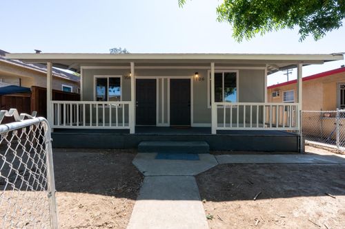 106 Pleasant St, Modesto, CA, 95354-2632 | Card Image