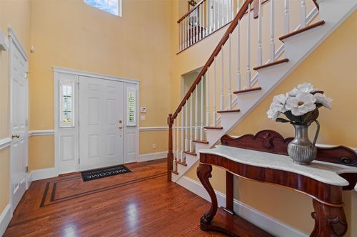 5 Brianna Ln, Yorktown Heights, NY, 10598-6345 | Card Image