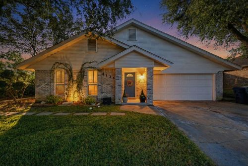 4116 Canal Ct, Arlington, TX, 76016-3601 | Card Image