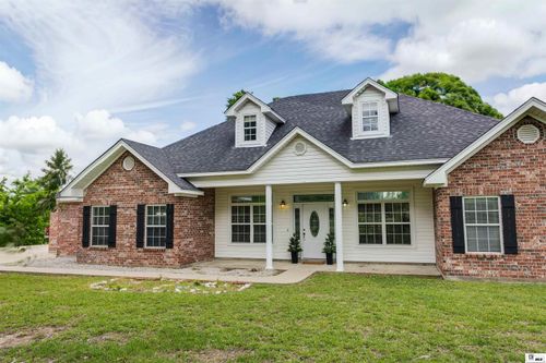 15 Mcmillian Dr, Delhi, LA, 71232-5704 | Card Image
