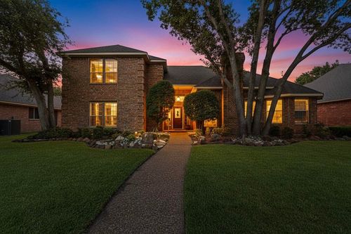 2217 Canyon Trl, Carrollton, TX, 75007-1631 | Card Image
