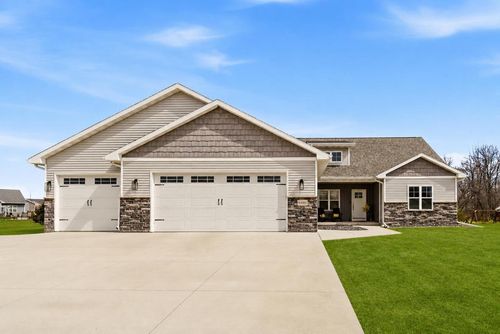N1002 Alexandra Way Way, GREENVILLE, WI, 54942 | Card Image