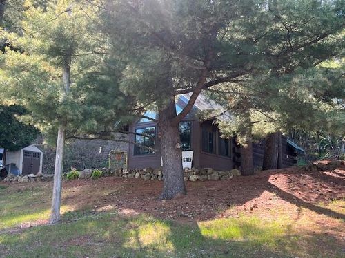 2335 Andy Mountain Lane, Harpers Ferry, IA, 52146 | Card Image