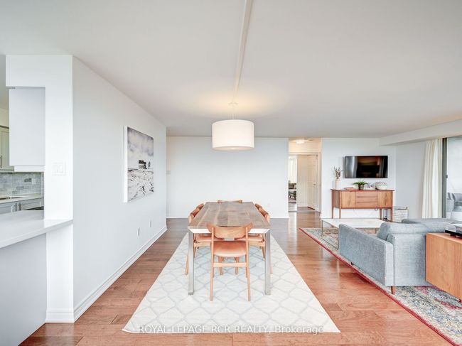 1509 - 330 Rathburn Rd W, Condo with 2 bedrooms, 2 bathrooms and null parking in Mississauga ON | Image 10