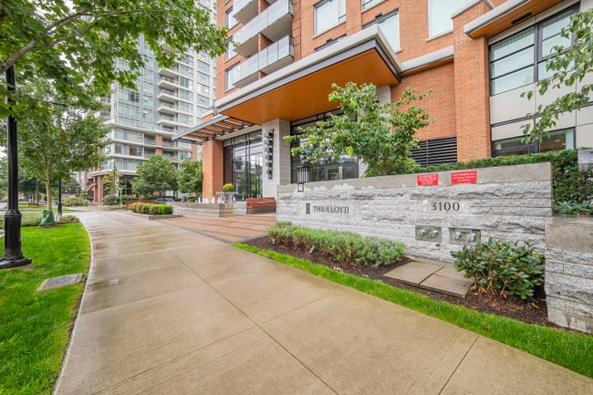 603 - 3100 Windsor Gate, Condo with 2 bedrooms, 2 bathrooms and 1 parking in Coquitlam BC | Image 2