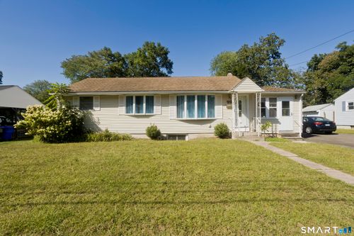 32 Indian Run, Enfield, CT, 06082-4629 | Card Image