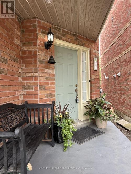 11 Guildpark Pathway, Toronto (Guildwood), ON, M1J3P1 | Card Image