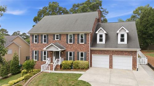 2903 Beckworth Ct, Jamestown, NC, 27282-8647 | Card Image