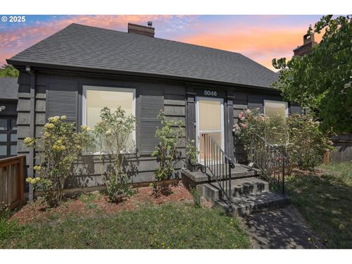8046 Sw Capitol Hill Rd, Portland, OR, 97219-2683 | Card Image