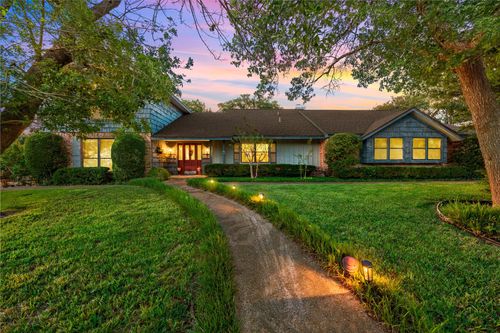 10011 Lost Oak Ridge Dr, Woodway, TX, 76712-3159 | Card Image