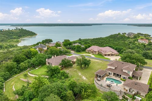 4512 Blue Ridge Dr, Belton, TX, 76513-4906 | Card Image