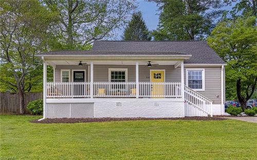 368 Park Blvd, Winston-Salem, NC, 27127-2046 | Card Image