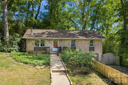 305 Melody Cir, Swannanoa, NC, 28778-2211 | Card Image