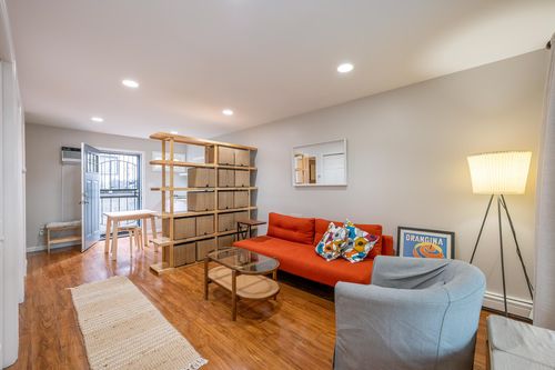 3a-garden-72 Henry St, Jersey City, NJ, 07306-1829 | Card Image