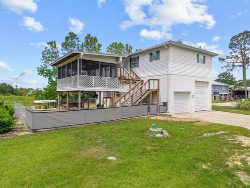 138 Se 904th Ave, Suwannee, FL, 32692 | Card Image