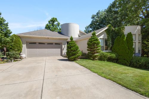 199 Amhurst Pl, Valparaiso, IN, 46385-8031 | Card Image