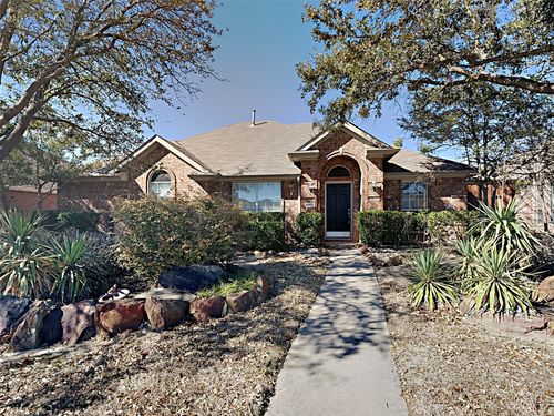 8401 Greenfield Dr, Frisco, TX, 75035-7577 | Card Image
