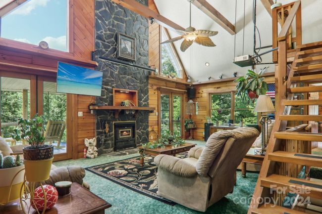 72 Tuhy Dr, House other with 3 bedrooms, 5 bathrooms and null parking in Sylva NC | Image 17