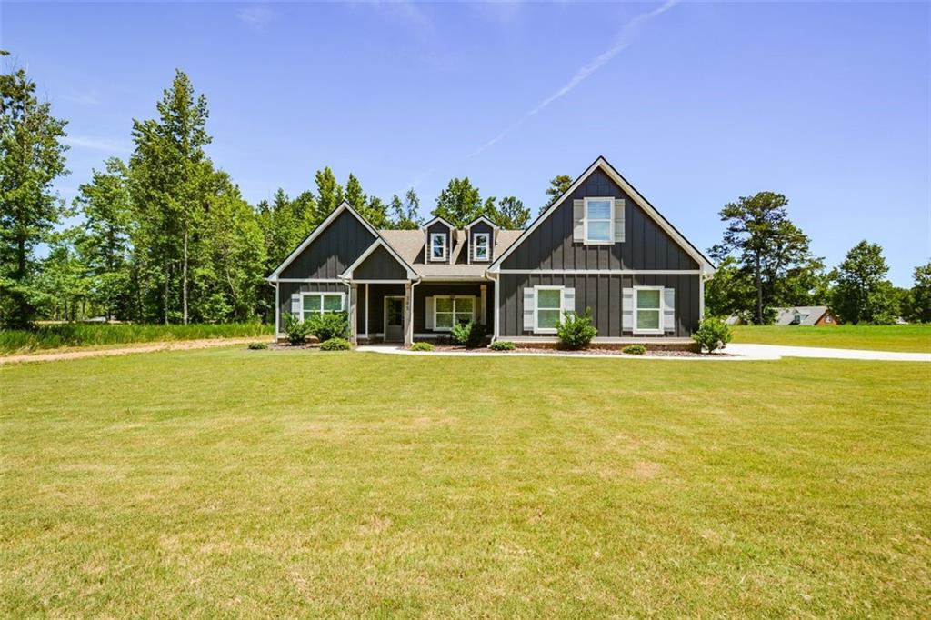 Boulder Crest Trl, Carrollton, GA 30116