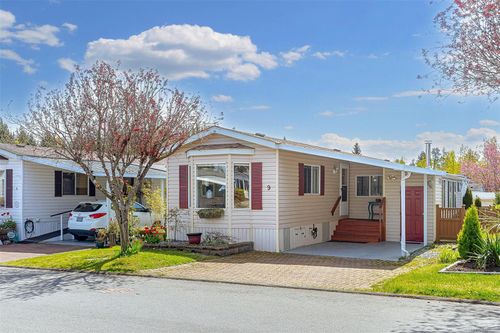 9-7583 Central Saanich Rd, Saanichton, BC, V8M2B6 | Card Image