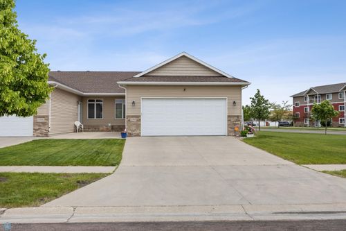 4388 52nd St S, Fargo, ND, 58104-4237 | Card Image