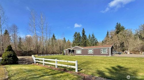 106 Virginia Lee Ln, Mossyrock, WA, 98564-9732 | Card Image