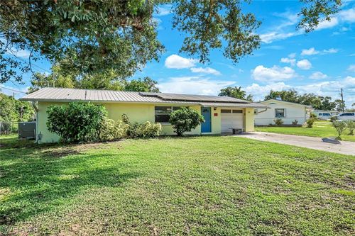 108 Powell Creek Cir, North Fort Myers, FL, 33917-4172 | Card Image