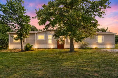 139 Cedar Dr, Azle, TX, 76020-8837 | Card Image