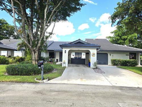 10039 Hickorywood Pl, Boynton Beach, FL, 33437-1303 | Card Image