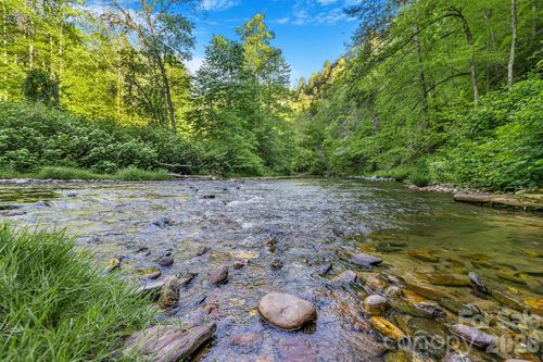 31 Caddis Ct, Marshall, NC, 28753-0497 | Card Image