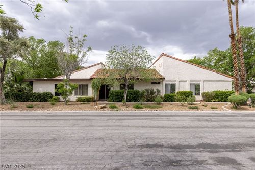 2795 San Martin Ct, Las Vegas, NV, 89121-3948 | Card Image