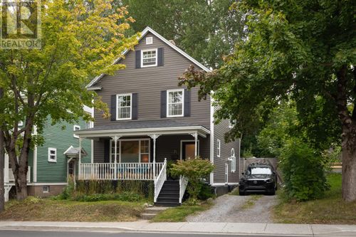 71 W Valley Rd, Corner Brook, NL, A2H2X4 | Card Image