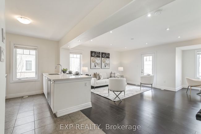 979 Nadalin Hts, House attached with 4 bedrooms, 2 bathrooms and 1 parking in Milton ON | Image 22
