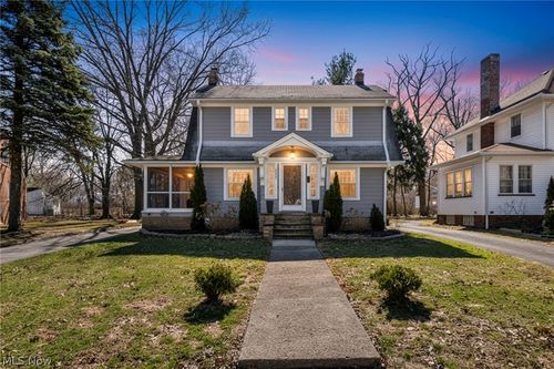 1521 Parkhill Rd, Cleveland Heights, OH, 44121-1739 | Card Image