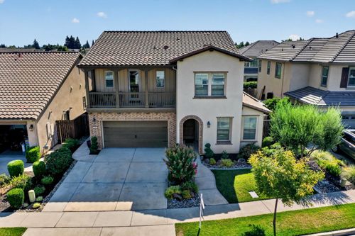 248 Heirloom Ave, Lodi, CA, 95242-9730 | Card Image