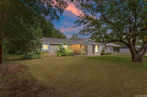 901 S Old Temple Rd, Lorena, TX, 76655-3515 | Card Image