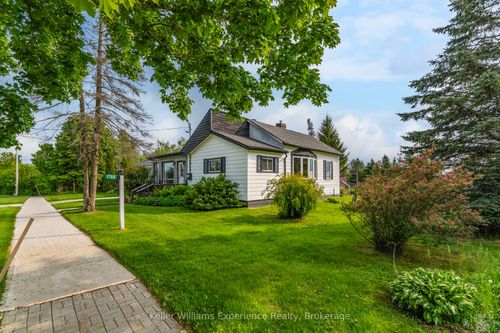 1788 Phelpston Rd, Phelpston, ON, L0L2K0 | Card Image