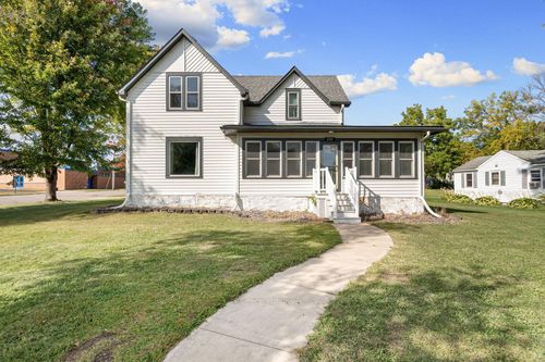 200 Locust St, Lyle, MN, 55953-6750 | Card Image