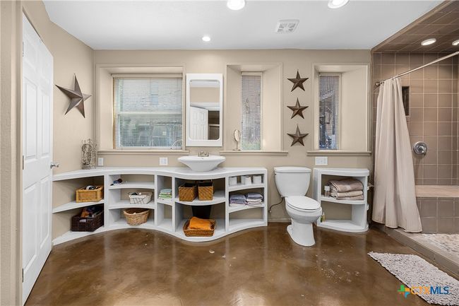 207 E Clark St, Home with 0 bedrooms, 0 bathrooms and null parking in Bartlett TX | Image 28