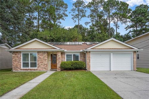 522 Queen Anne Dr, Slidell, LA, 70460-8440 | Card Image