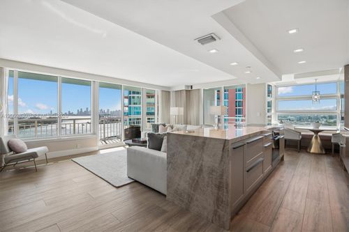 2309-400 S Pointe Dr, Miami Beach, FL, 33139-7362 | Card Image